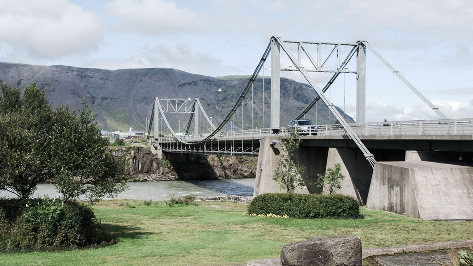 monitoring bridges